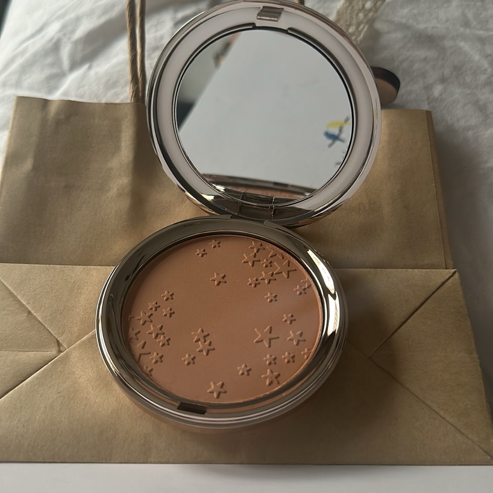 NEW - Bronzer - Picture 3 of 3